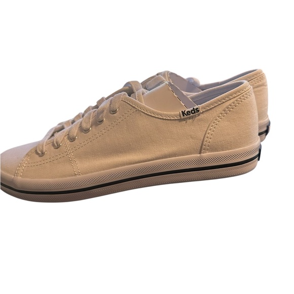 NIB Keds White Canvas Sneakers Size 7 - Picture 2 of 5